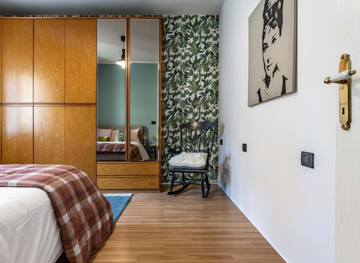 Appartamento Drio Le Mura Trento Luaran gambar