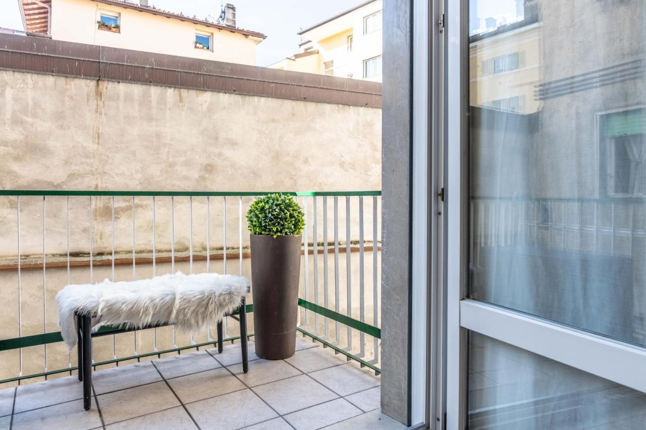 Appartamento Drio Le Mura Trento Luaran gambar