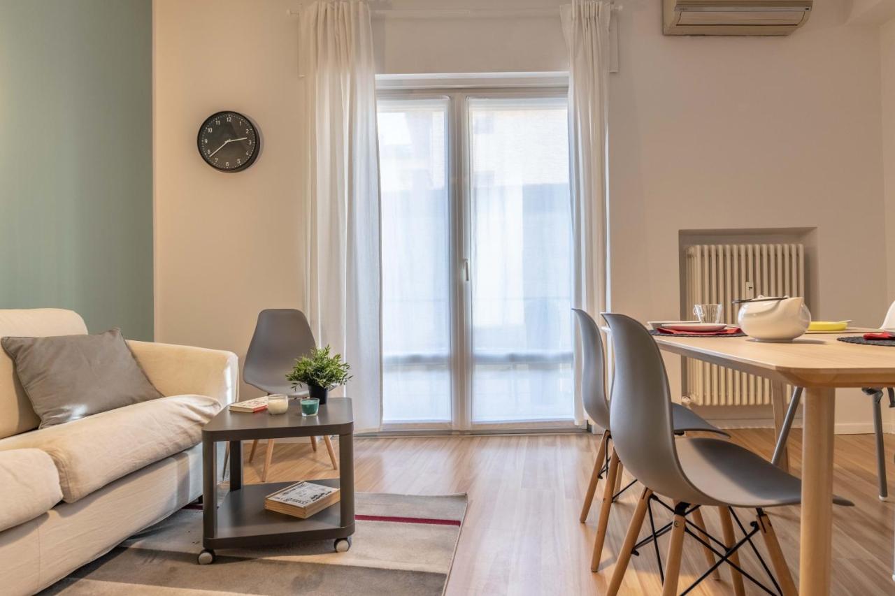 Appartamento Drio Le Mura Trento Luaran gambar