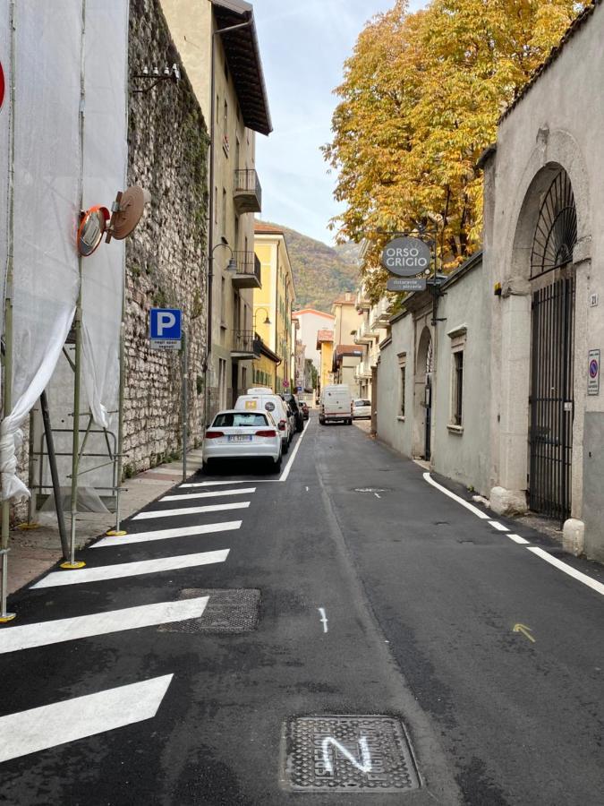 Appartamento Drio Le Mura Trento Luaran gambar