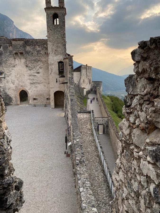 Appartamento Drio Le Mura Trento Luaran gambar